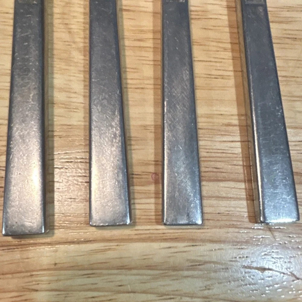 Stanley Roberts Stainless Steel Dinner Knives Floral Handle Lot of 4